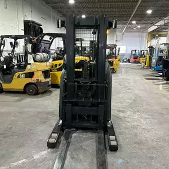 Reach Trucks 2022  Yale nr035dc (2)