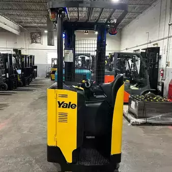 Reach Trucks 2021  Yale nr045eb (8)