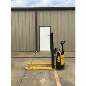 Electric Pallet Jacks 2016  Yale mpb045 (2)