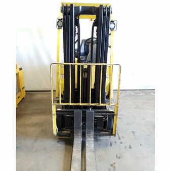 4 Wheels 2010  Hyster e50xn (2)