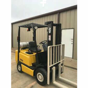 Propane Forklifts 2004  Yale glp040afnuaf084 (3)