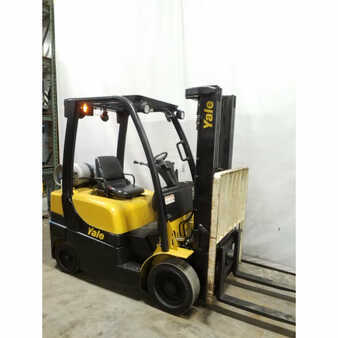 Carretilla elevadora GLP 2013  Yale glc050lx (3)