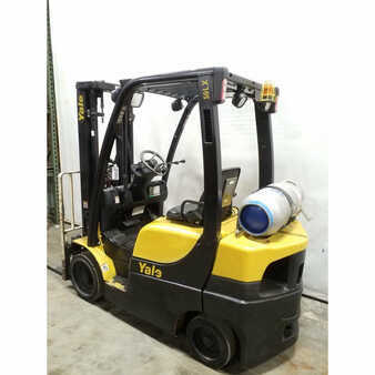 Carretilla elevadora GLP 2013  Yale glc050lx (5)