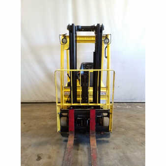 4 Wheels 2011  Hyster j30xnt (2)