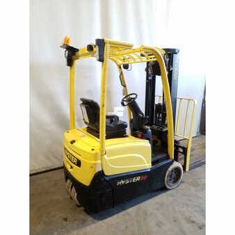 4 Wheels 2011  Hyster j30xnt (4)