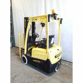 4 Wheels 2011  Hyster j30xnt (5)