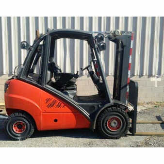 Carretilla elevadora GLP 2011  Linde h25t (1)