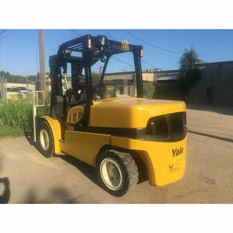 Diesel Forklifts 2011  Yale  (2)