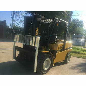 Diesel Forklifts 2011  Yale  (3)