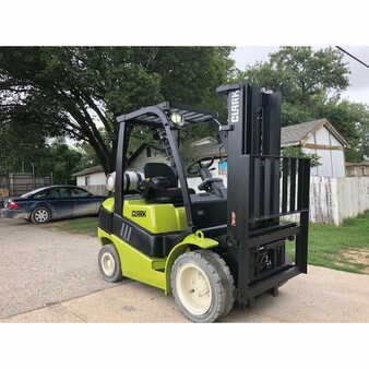 Propane Forklifts 2015  Clark  (3)