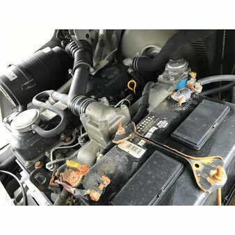 Diesel Forklifts 2013  Nissan  (5)
