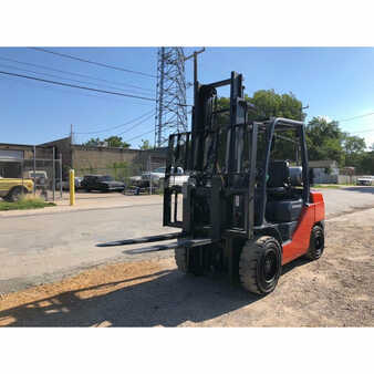 Propane Forklifts 2014  Toyota 8fgu32 (2)