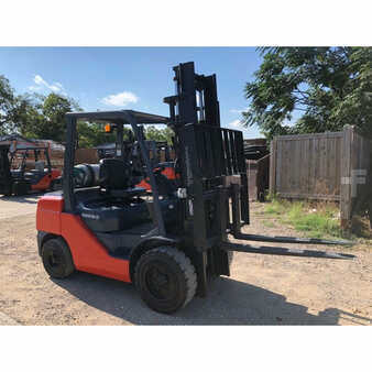 Propane Forklifts 2014  Toyota 8fgu32 (3)