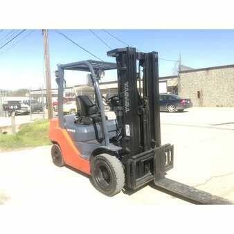 Diesel Forklifts 2012  Toyota 8fdu25 (3)