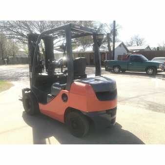 Diesel Forklifts 2012  Toyota 8fdu25 (4)