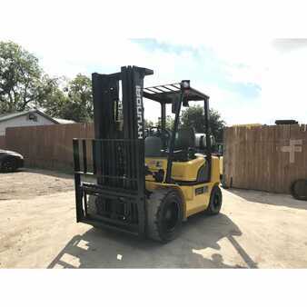 Propane Forklifts 2010  Hyundai 30l-7 (2)