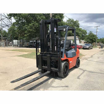 Carretilla elevadora GLP 2007  Toyota 7fgu30 (3)