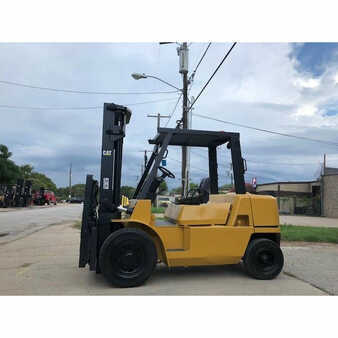 Diesel Forklifts 2004  CAT Lift Trucks  (1)