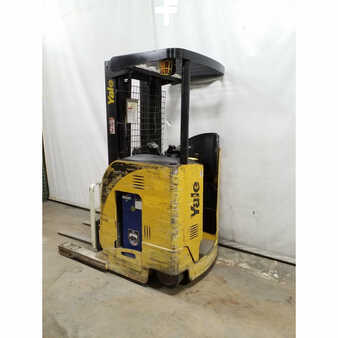 Reach Trucks 2008  Yale nr040dan (5)