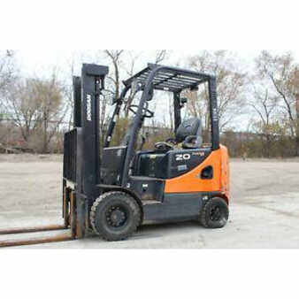 Diesel Forklifts 2010  Doosan  (2)