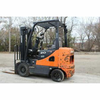 Diesel Forklifts 2010  Doosan  (3)