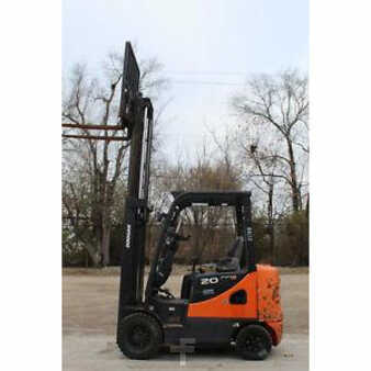Diesel Forklifts 2010  Doosan  (8)