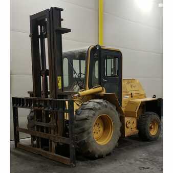 Rough Terrain Forklifts 2011  Mastercraft  (2)