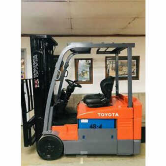 4 Wheels 2006  Toyota  (2)