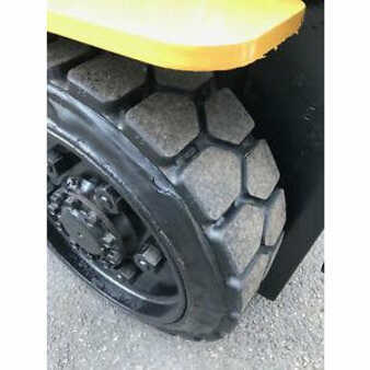 Propane Forklifts - CAT Lift Trucks gc15k (8)