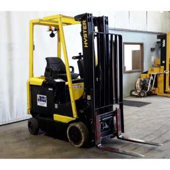 4 Wheels 2009  Hyster e50xn (2)
