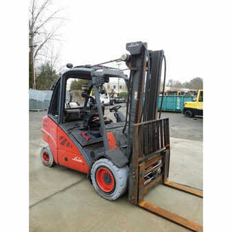 Carretilla elevadora GLP - Linde h35t (3)