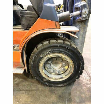 Diesel Forklifts 2014  Toyota  (5)