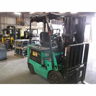 Eléctrica de 4 ruedas 2012  Mitsubishi  (2)