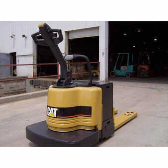 Electric Pallet Jacks 2003  CAT Lift Trucks  (2)