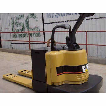 Electric Pallet Jacks 2003  CAT Lift Trucks  (4)
