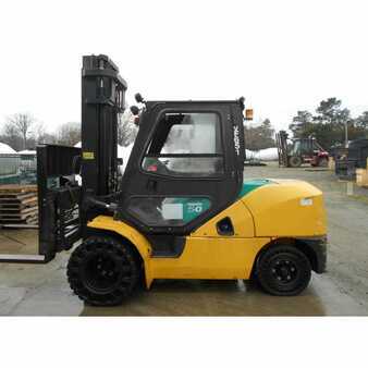 Diesel Forklifts 2013  Komatsu  (1)