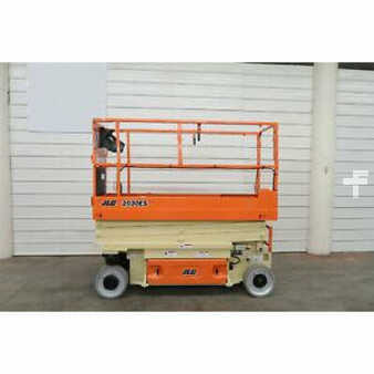 4 Wheels 2008  JLG 2030es (1)