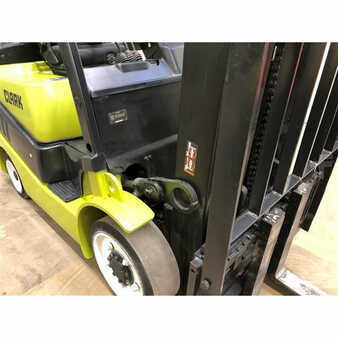 Propane Forklifts 2014  Clark c25cl (8)