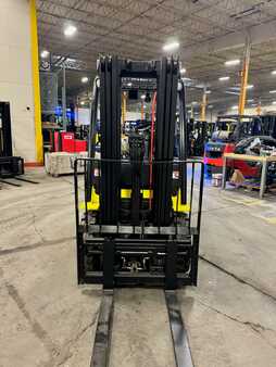 Propane Forklifts 2018  Yale GLP050VXN (12)
