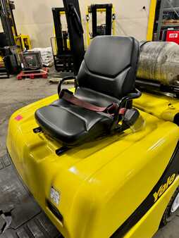 Propane Forklifts 2018  Yale GLP050VXN (16)
