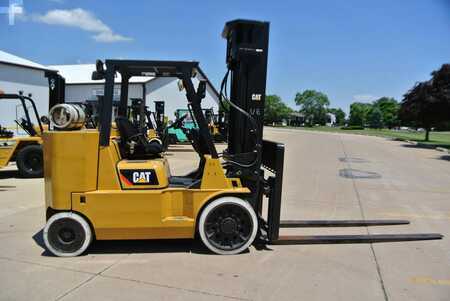 Carretilla elevadora GLP - CAT Lift Trucks gc70k (1)