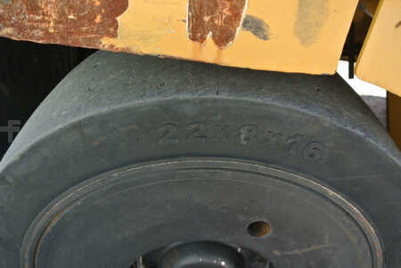 Carretilla elevadora GLP 2012  CAT Lift Trucks gc70k (7)