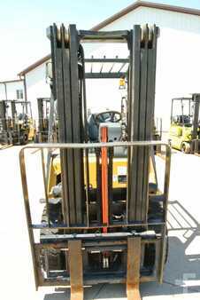 Propane Forklifts - CAT Lift Trucks 2p5000 (7)