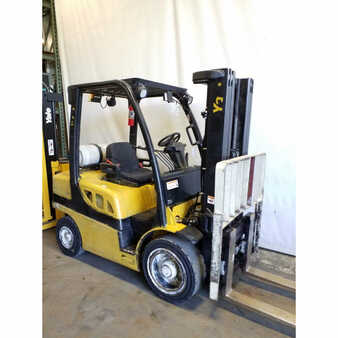 Propane Forklifts 2013  Yale glp060 (1) 