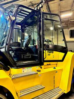 Diesel Forklifts 2020  Yale GDP300EC (22)