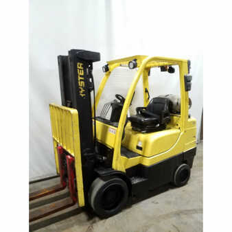 Propane Forklifts 2014  Hyster s70ft (1) 