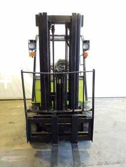 Propane Forklifts 2008  Clark cmp25l (2)