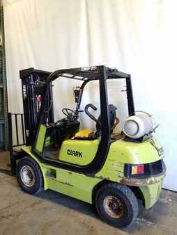 Propane Forklifts 2008  Clark cmp25l (5)