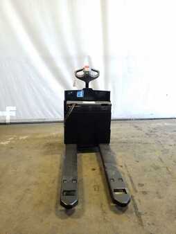 Electric Pallet Jacks 2015  Yale mpb045 (2)