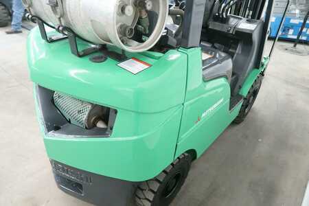 Diesel Forklifts 2012  Mitsubishi fg18n (3)